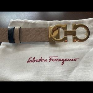 Brand new Salvatore Ferragamo reversible belt